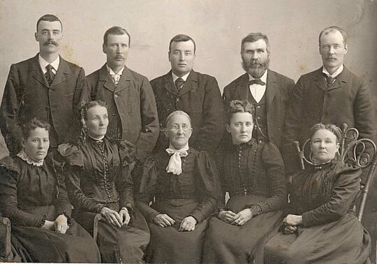 Photograph of 10 adults taken in Almonte, Ontario