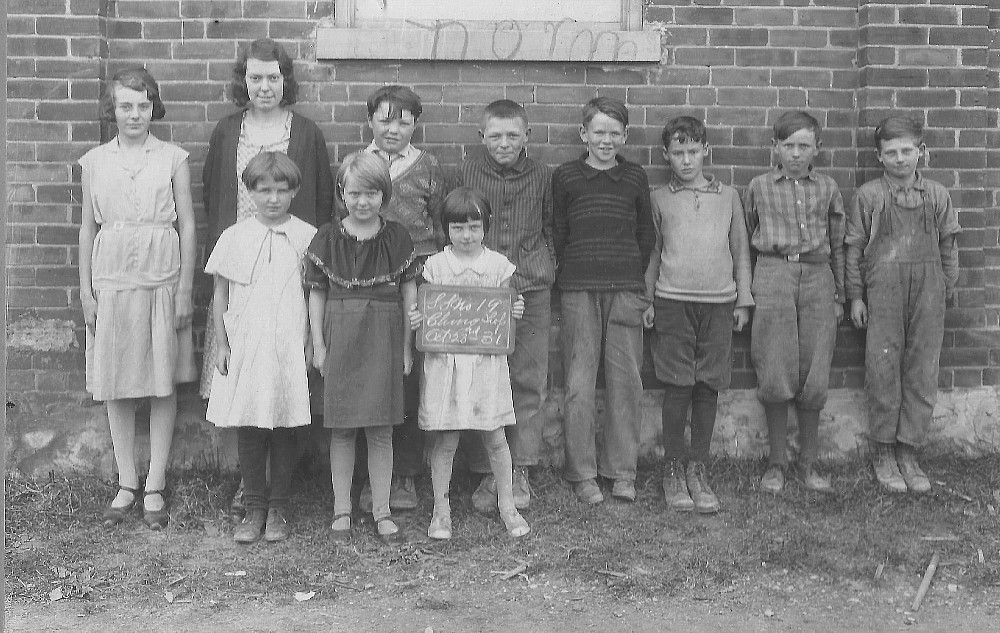 Chinguacousy Township Ontario, S.S. No. 19, 1931, Class Photo