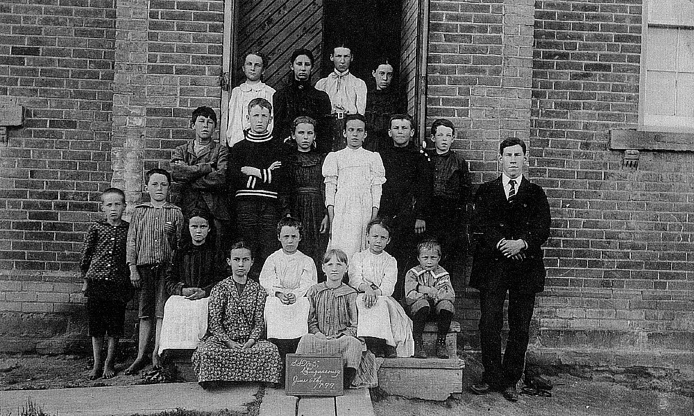 Chinguacousy Township Ontario, S.S. No. 5, 1899, Class Photo