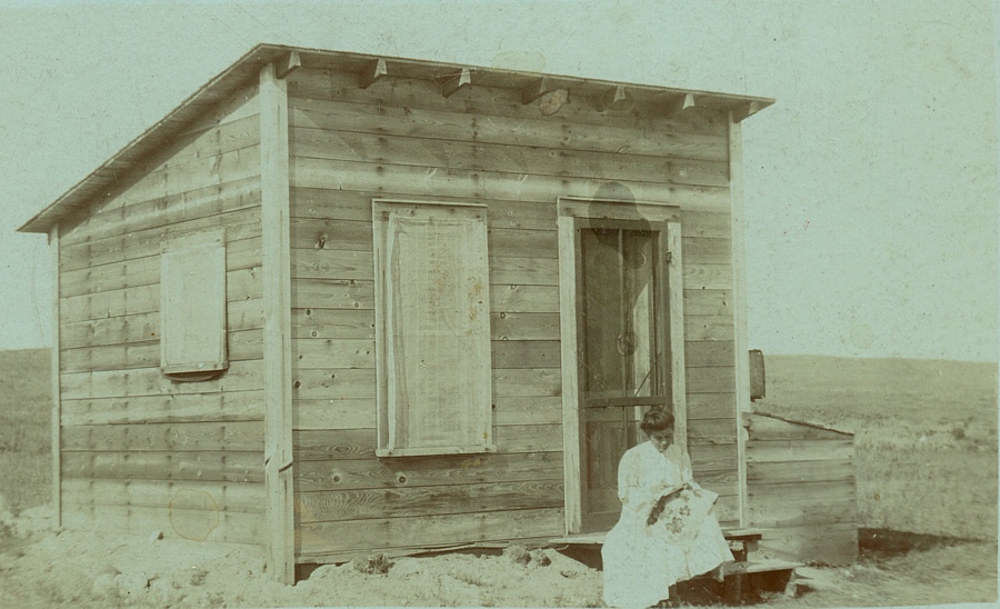 Homestead near Tolley North Dakota, 1907